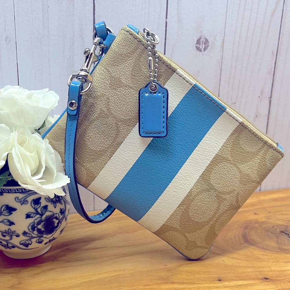 COACH Women's Color Block Coated Canvas Signature Small Wristlet